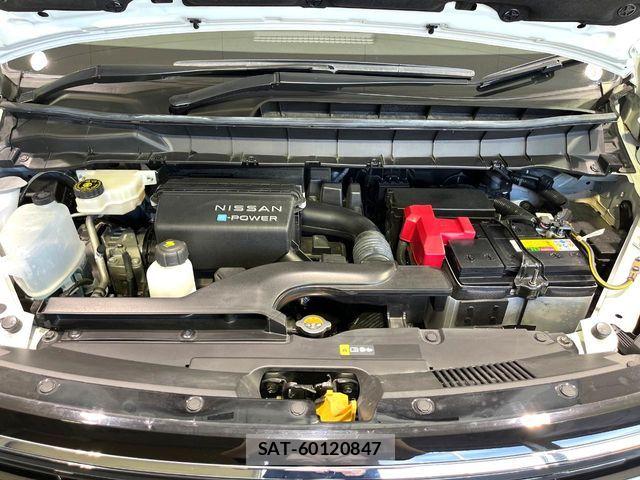 Nissan SERENA 2023-05 8337756-17