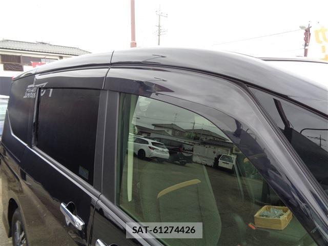 Nissan SERENA 2024-01 8334489-9