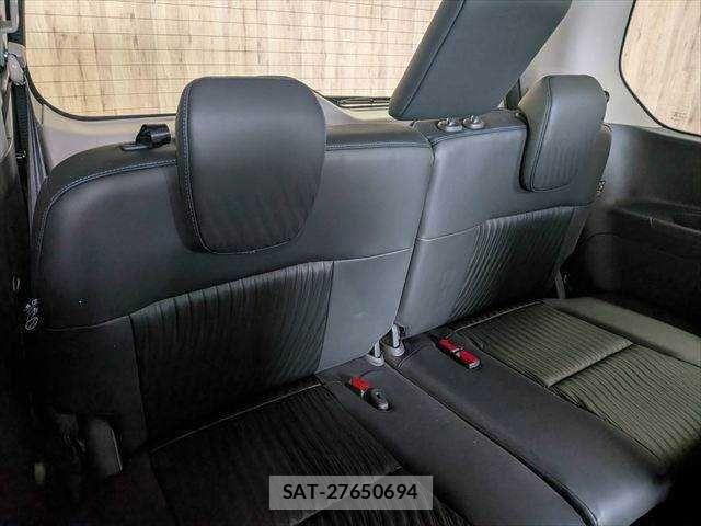 Nissan SERENA 2023-04 8334488-9