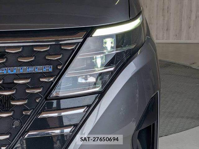 Nissan SERENA 2023-04 8334488-12