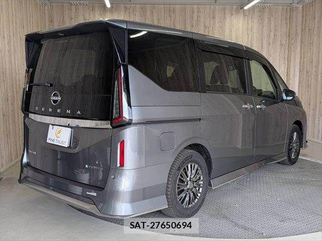 Nissan SERENA 2023-04 8334488-19