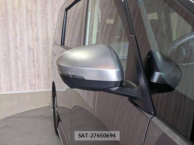 Nissan SERENA 2023-04 8334488-27