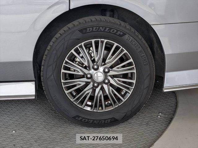 Nissan SERENA 2023-04 8334488-29