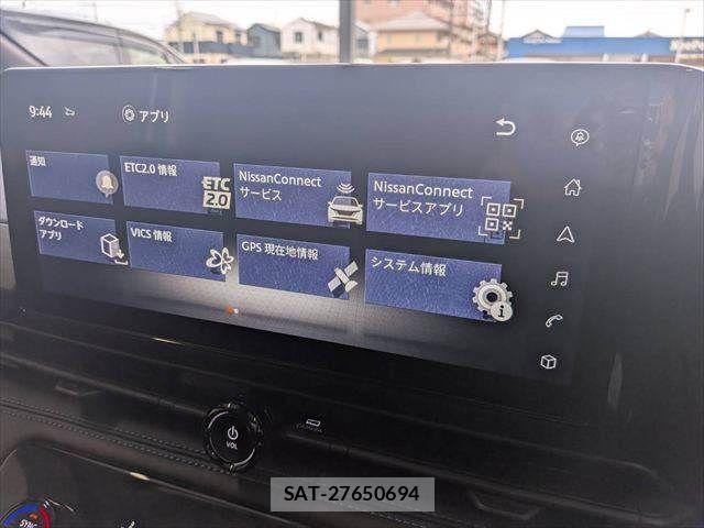 Nissan SERENA 2023-04 8334488-4