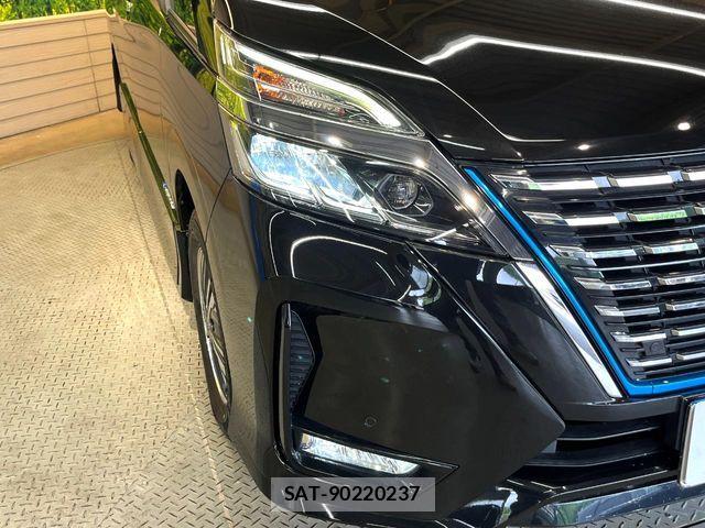 Nissan SERENA 2020-02 8337761-12