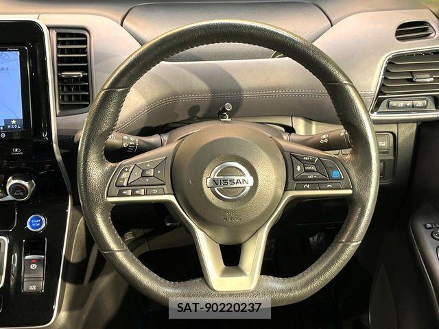 Nissan SERENA 2020-02 8337761-8