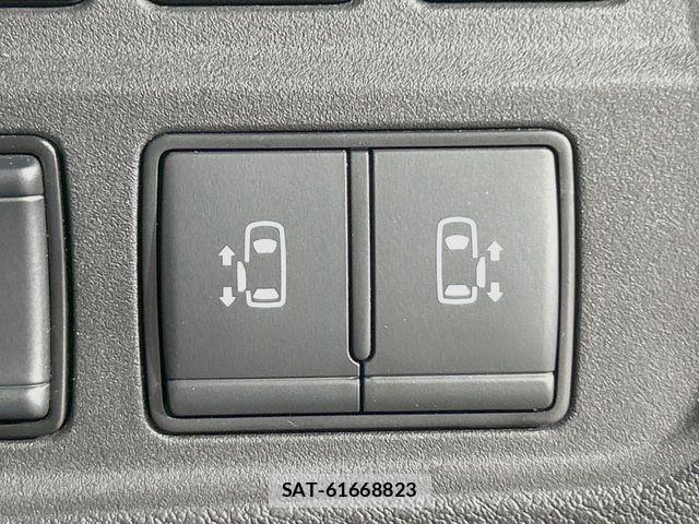 Nissan SERENA 2022-08 8337758-6