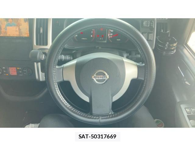Nissan SERENA 2009-03 8337772-18