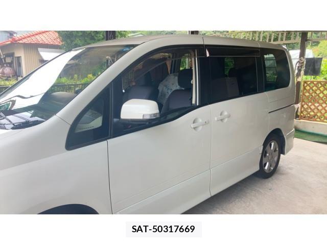 Nissan SERENA 2009-03 8337772-6