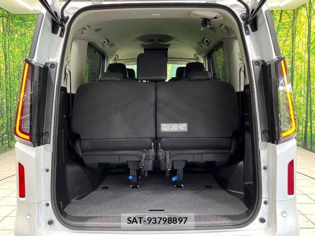 Nissan SERENA 2024-02 8335026-10