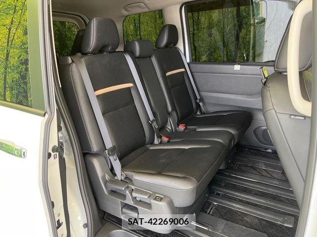 Nissan SERENA 2025-11 8337748-9