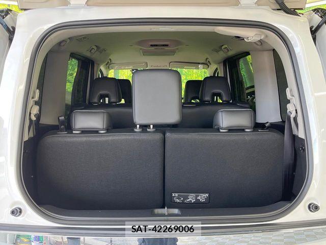 Nissan SERENA 2025-11 8337748-11