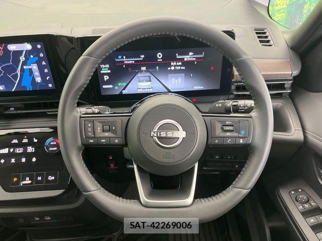 Nissan SERENA 2025-11 8337748-12