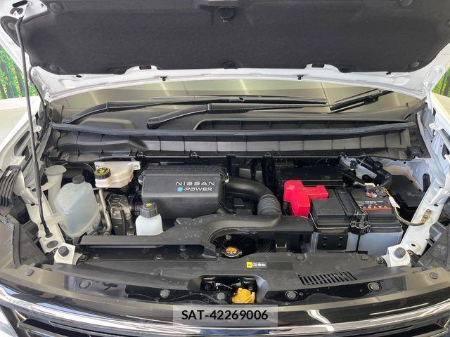 Nissan SERENA 2025-11 8337748-18