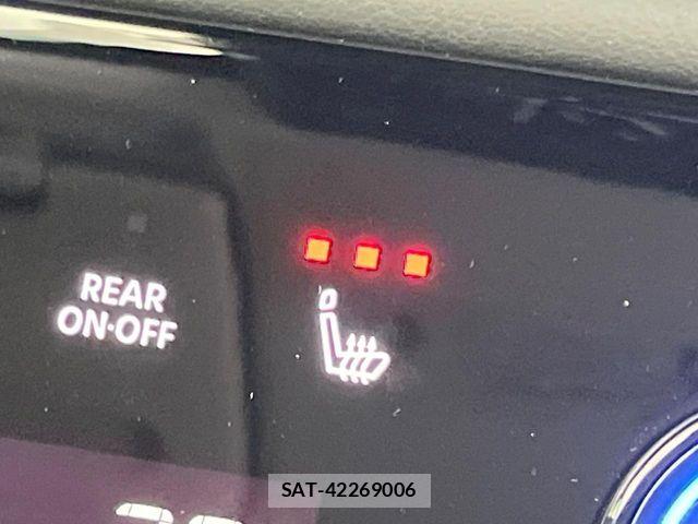 Nissan SERENA 2025-11 8337748-7