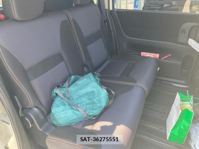 Nissan SERENA 2010-02 8337775-9