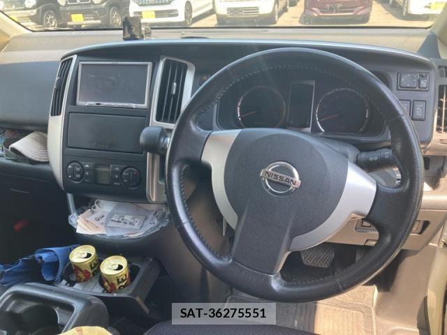 Nissan SERENA 2010-02 8337775-16