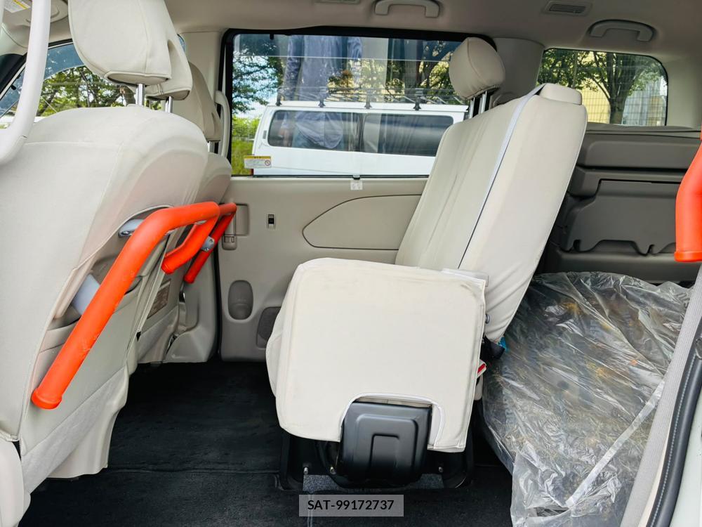 Nissan SERENA 2019-06 8168346-9