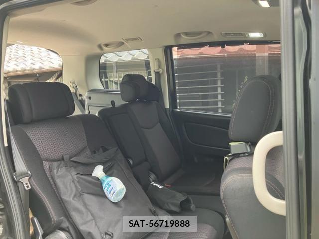 Nissan SERENA 2012-02 8337778-9