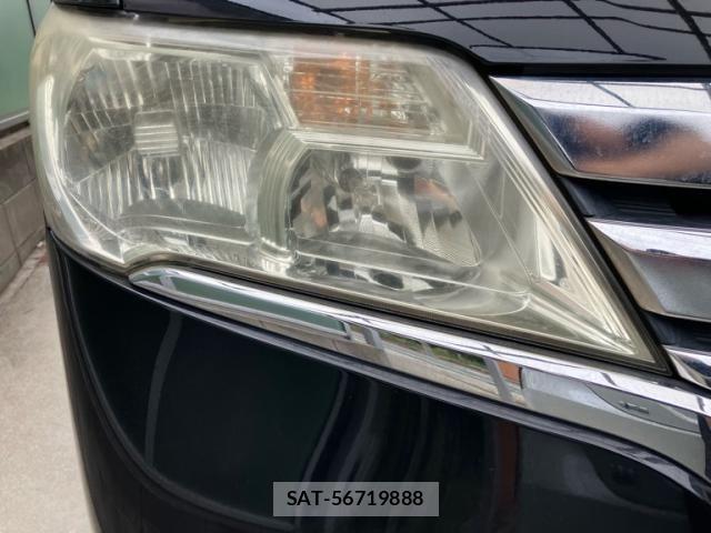 Nissan SERENA 2012-02 8337778-3