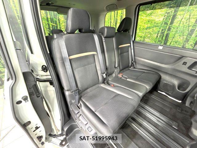 Nissan SERENA 2023-06 8334492-8