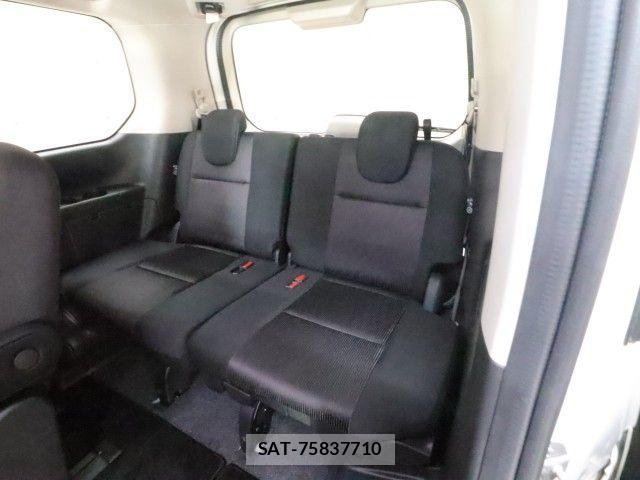 Nissan SERENA 2019-05 8334511-9