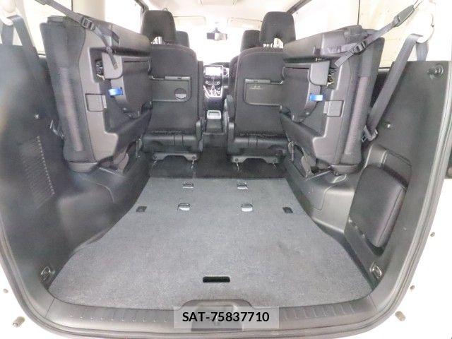 Nissan SERENA 2019-05 8334511-12