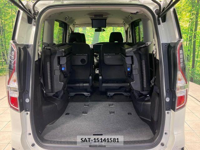 Nissan SERENA 2019-08 8334510-10