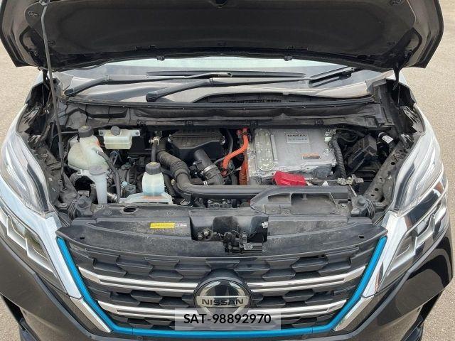 Nissan SERENA 2019-12 8326465-14