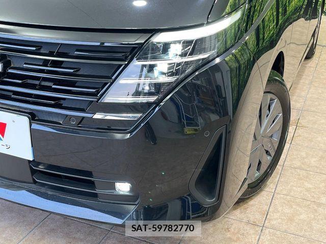 Nissan SERENA 2023-08 8337754-12