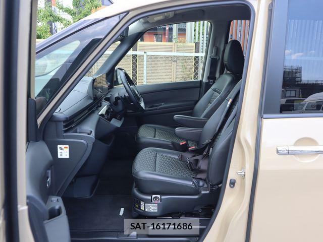 Nissan SERENA 2023-02 8337753-1