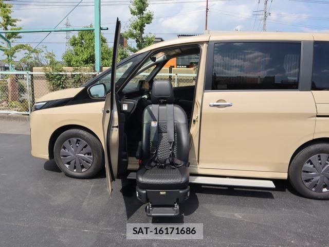 Nissan SERENA 2023-02 8337753-3