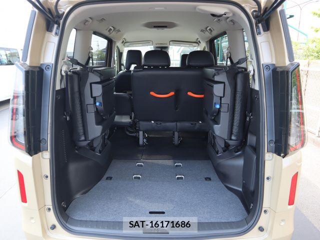Nissan SERENA 2023-02 8337753-8