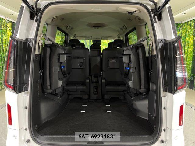 Nissan SERENA 2025-02 8337747-9