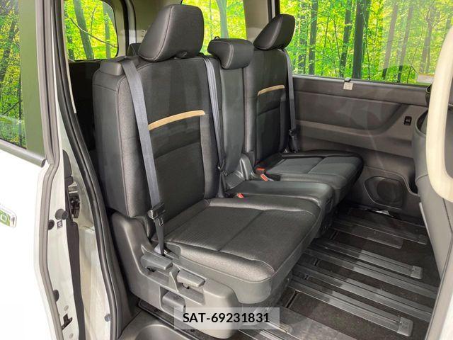 Nissan SERENA 2025-02 8337747-7