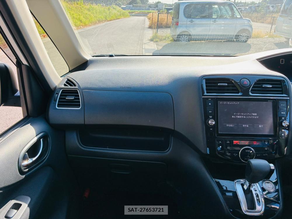 Nissan SERENA 2013-07 8199212-16