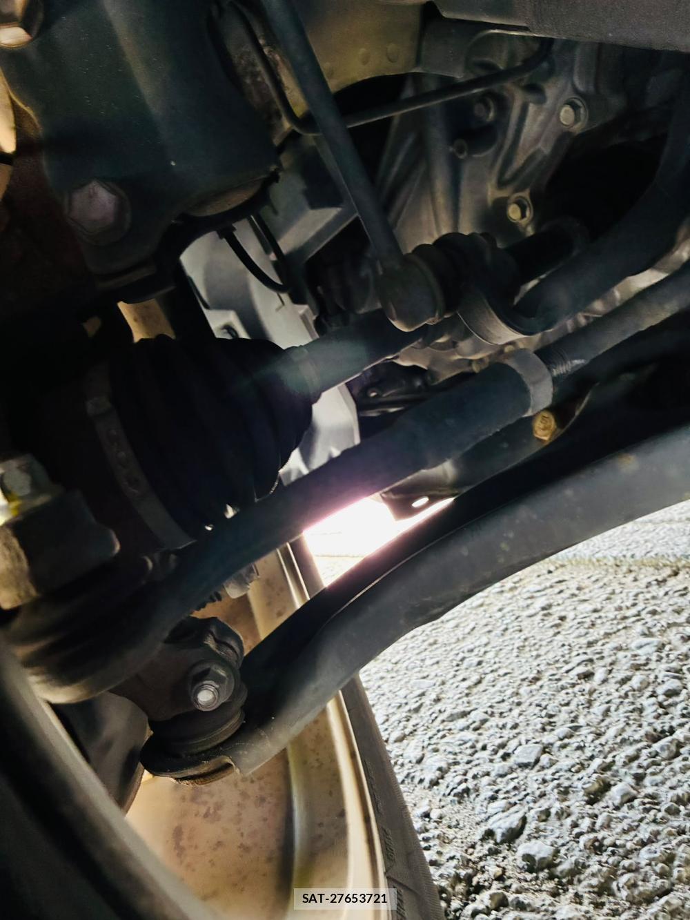Nissan SERENA 2013-07 8199212-33