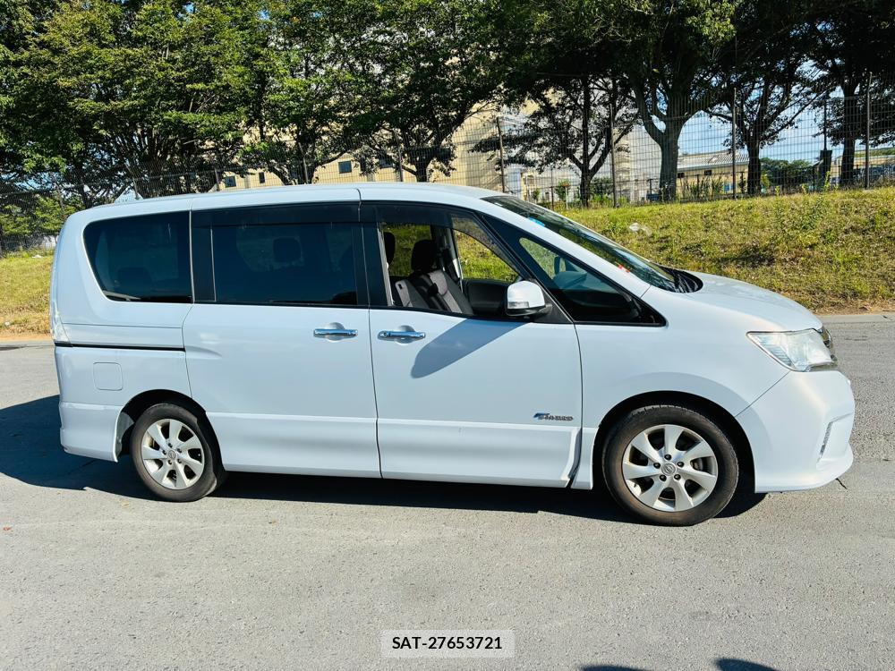 Nissan SERENA 2013-07 8199212-5