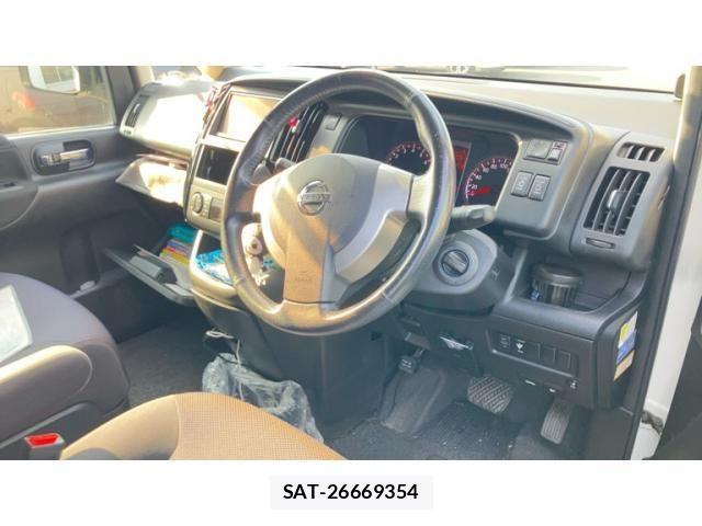 Nissan SERENA 2009-07 8355559-12
