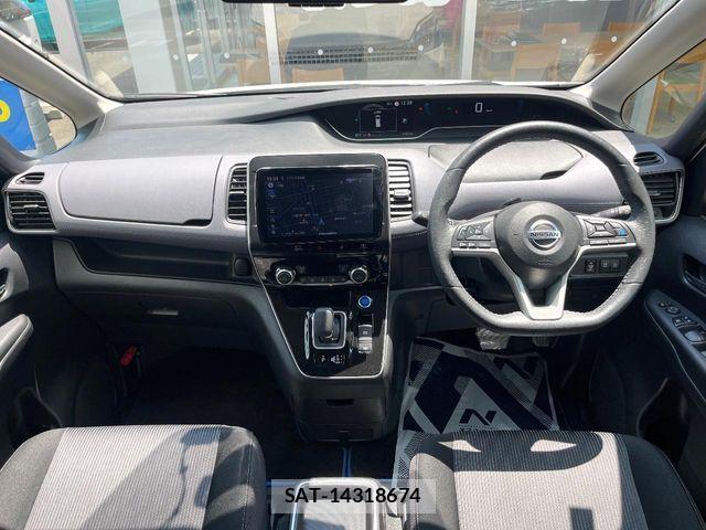 Nissan SERENA 2022-09 8355553-1