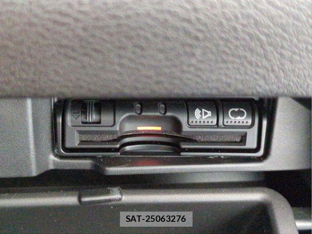 Nissan SERENA 2016-12 8355557-13