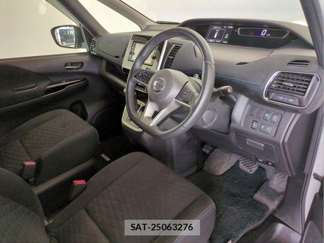 Nissan SERENA 2016-12 8355557-25