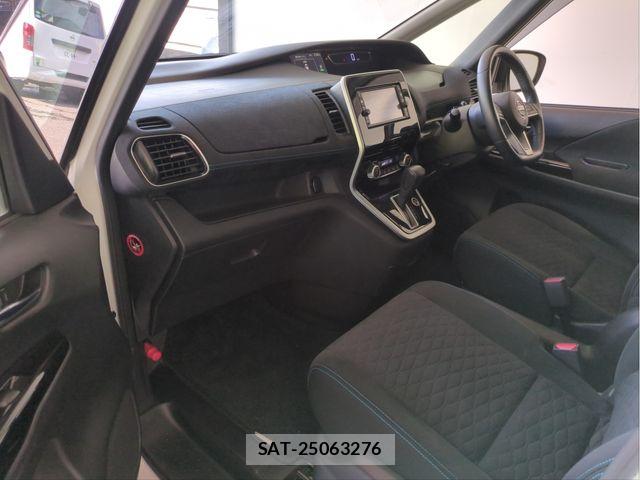 Nissan SERENA 2016-12 8355557-2