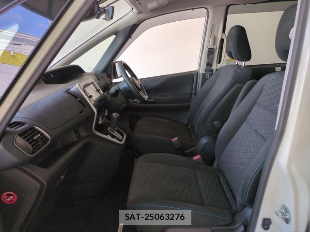 Nissan SERENA 2016-12 8355557-3