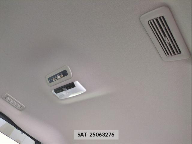 Nissan SERENA 2016-12 8355557-5