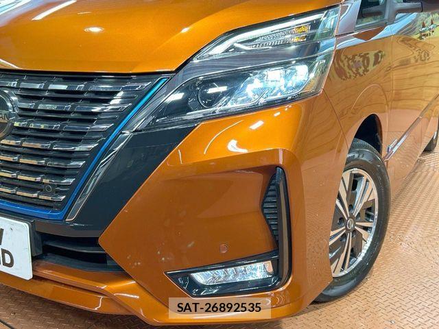Nissan SERENA 2022-04 8355551-12