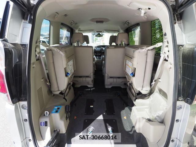 Nissan SERENA 2019-05 8355555-21