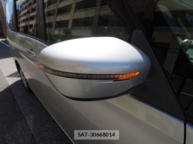 Nissan SERENA 2019-05 8355555-29