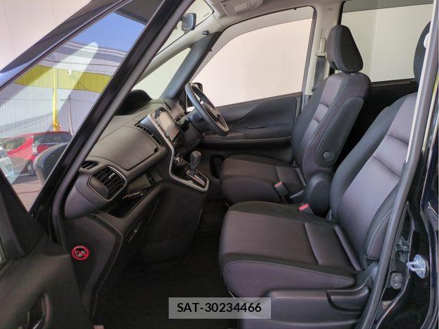 Nissan SERENA 2017-07 8355556-3