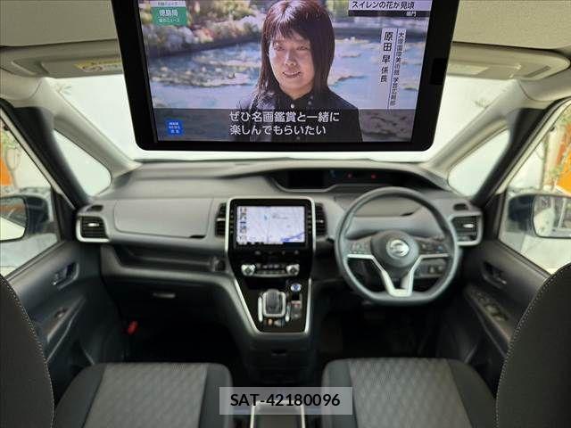 Nissan SERENA 2021-09 8355550-1